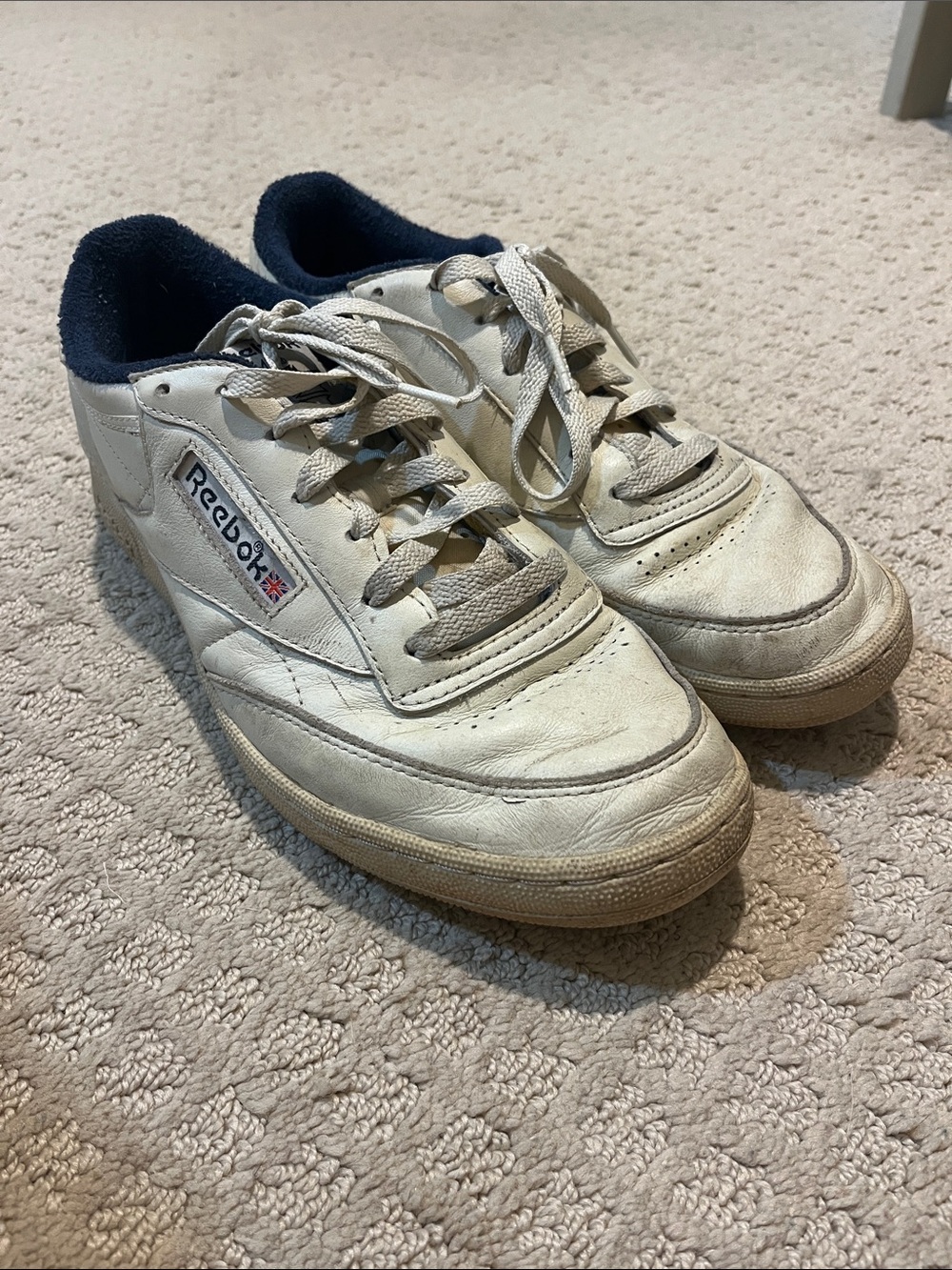 Reebok Men’s Off-White Leather Sneakers with Navy Inner Lining